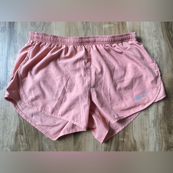 Nike Dri-Fit Tempo Running Shorts - Size S - Picture 1 of 4